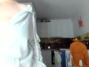 Naked cam girl kiradivine image #3287128