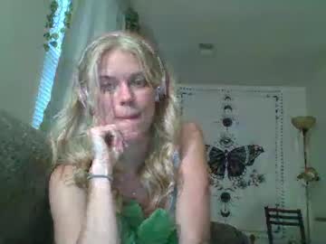 Naked cam girl bunluv image #4004622