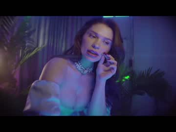 Naked cam girl lucieoude_ image #3703799
