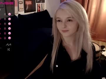 Naked cam girl xoberry image #444664