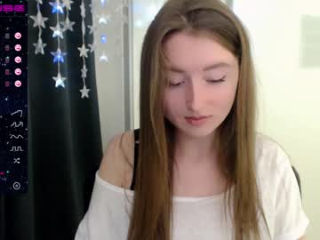 Naked cam girl kailaroset image #1731149