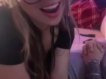 Naked cam couple bunnyxwolfy image #3973504