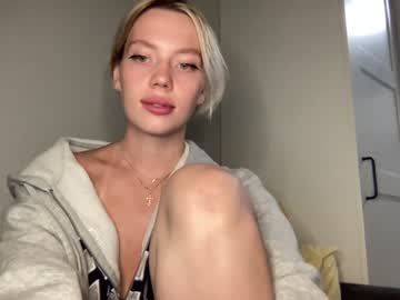 Naked cam girl angel_from_sky image #2210494