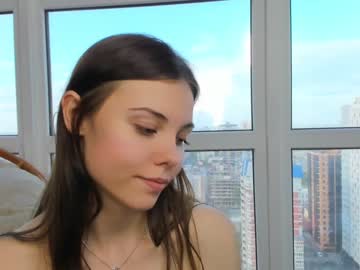 Naked cam girl elza_9 image #1734687