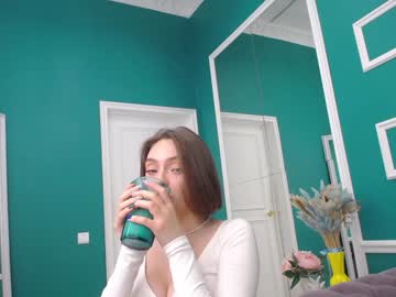 Naked cam girl adelewilson__ image #915691