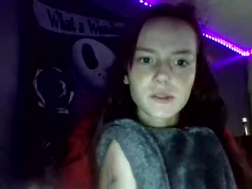 Naked cam girl blazed_babezz image #2373152