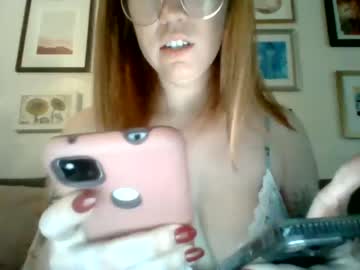 Naked cam girl xxmollyxnextdoorxx image #3399631