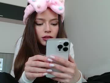 Naked cam girl isia_slay image #1388061