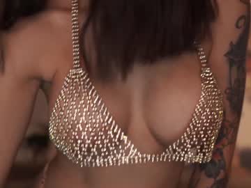 Naked cam girl effyloweell image #1859425