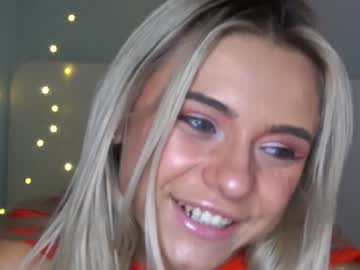 Naked cam girl cherrishlulu image #2982618