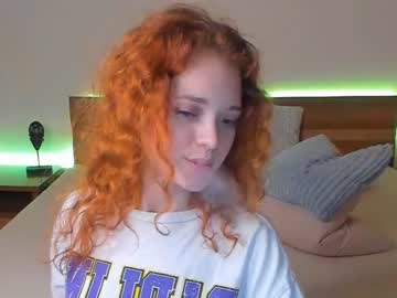 Naked cam girl olivia_garden image #2315823