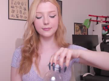 Naked cam girl lil_pumpkinpie image #2036246