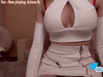 Naked cam girl hollyextra image #773575