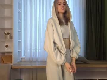 Naked cam girl catecrago image #4056256