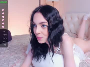Naked cam girl evalanis image #2388941