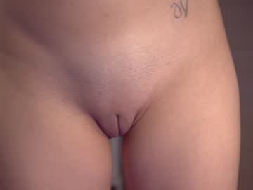 Naked cam girl _maybelin_ image #503852