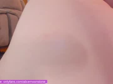 Naked cam girl alice_moonstone image #2019628