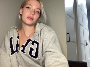 Naked cam girl angel_from_sky image #2210399
