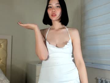 Naked cam girl kare_maya image #1766388
