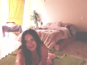 Naked cam girl kendalltyler image #2725687