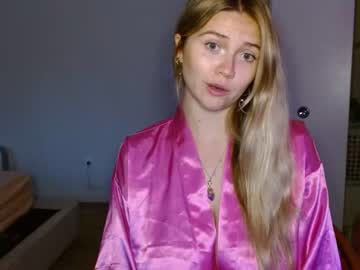 Naked cam girl angiefaith image #2125840