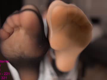 Naked cam girl lindamei image #2832232