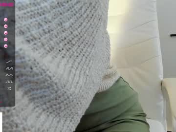Naked cam girl hee_jin image #3438980
