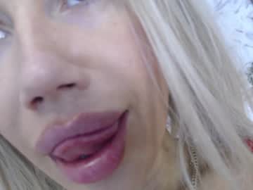 Naked cam girl marrylouanne image #3753386