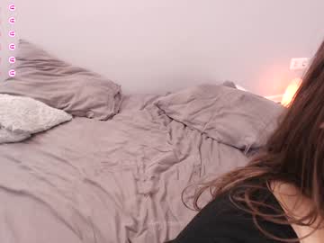 Naked cam girl amycream image #1644181
