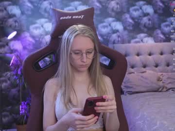 Naked cam girl angeellina image #1848920