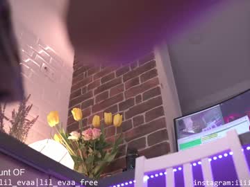 Naked cam girl lil_eva image #1273452
