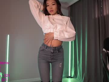 Naked cam girl lindamei image #1992840