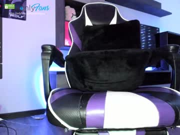 Naked cam girl xxxhoneyxx image #2806625