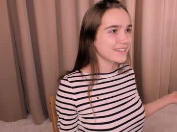 Naked cam girl dominogoulder image #4043610