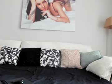 Naked cam girl evelinarose image #2121502
