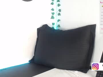 Naked cam girl zyelly image #2765897