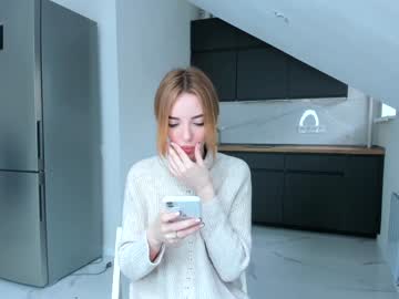 Naked cam girl neon_girls_ image #2601067