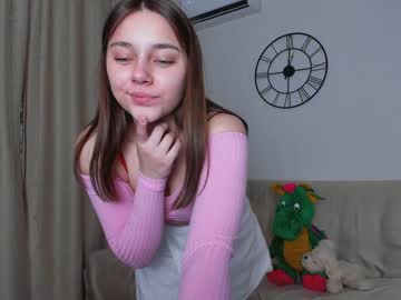 Naked cam girl eleonora_linn image #3139685
