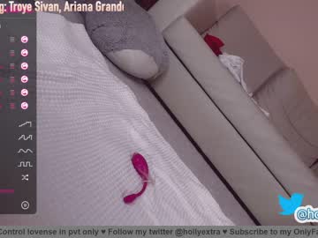 Naked cam girl hollyextra image #363177