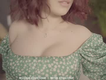 Naked cam girl soulvanah image #3378316