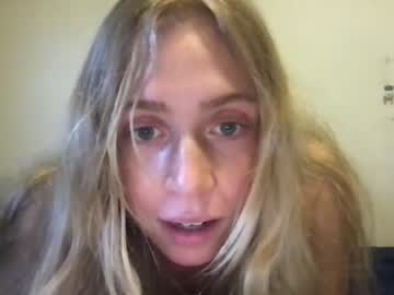 Naked cam girl beaniegee image #3966659