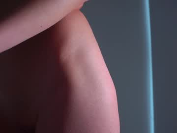 Naked cam girl houseofkei image #1506703