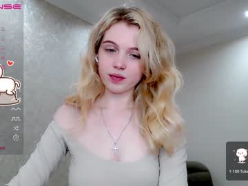 Naked cam girl small_blondee image #3623216