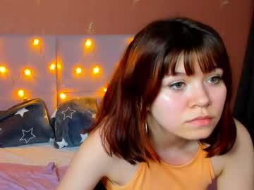 Naked cam girl batty_white_ image #1879247