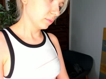 Naked cam girl taitatkins image #4007256