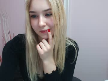 Naked cam girl lila_page image #1144963