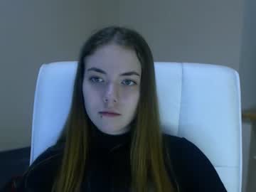 Naked cam girl zoey_deuttch image #3676958