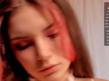 Naked cam girl crystalreves image #304418