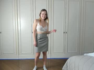 Naked cam girl tateellers image #4062382