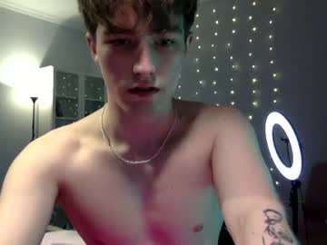 Naked cam man nonrelevant01 image #1577474
